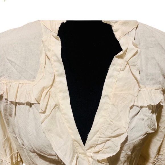 Beautiful Poleci Blouse Cream Colored jeweled accented cuffs. Size 8 - Picture 4 of 5